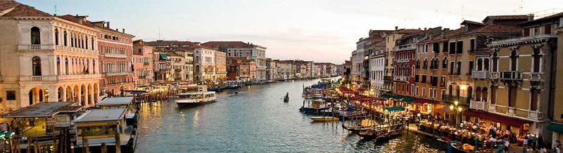 A Cannaregio negyedbe mindenképp látogassatok el!