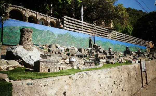 A makettváros, Capo al Ponte