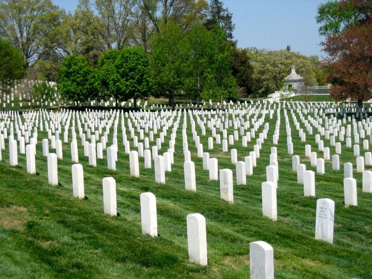 A temető Washington látnivalók közt szerepeljen