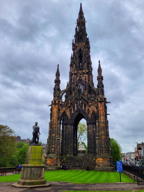 Scott Monument