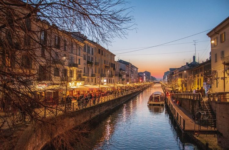 Milánó híres vízparti szórakozóhelye