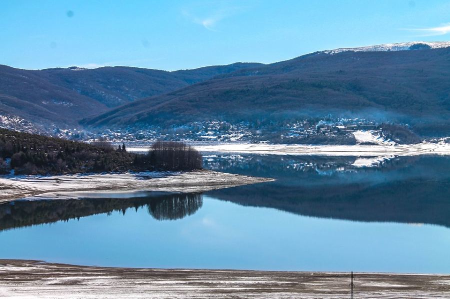 A tó a park leglátványosabb része