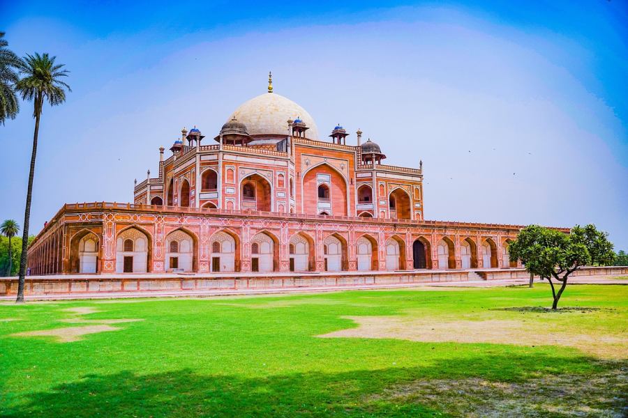 A Taj Mahal-hoz hasonlóan egy özvegy építtette