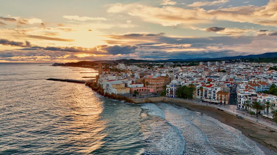 Sitges egy hangulatos tengerparti város