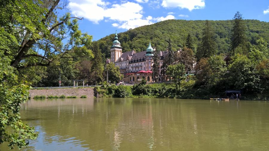 Lillafüreden számos természeti látnivaló van