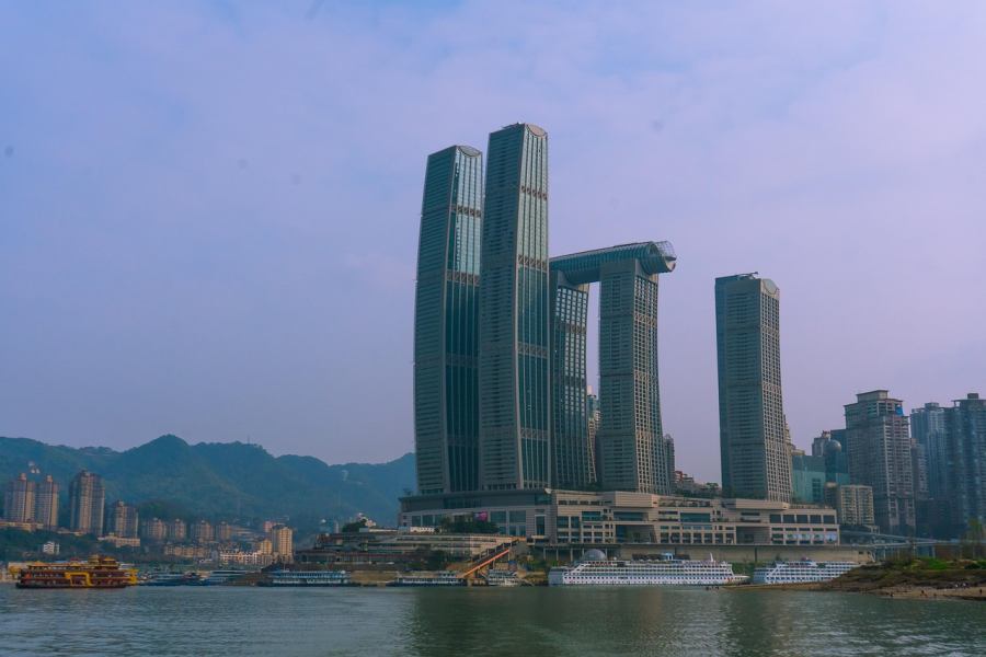 Csungking városképének meghatározó komplexuma