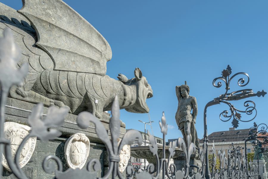 Klagenfurt jelképe a szobor