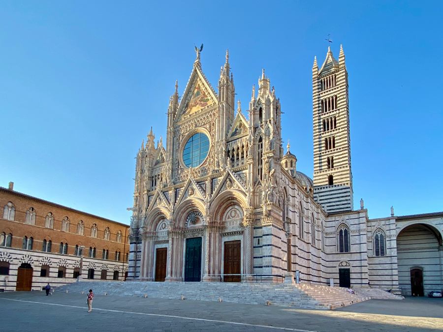 Siena domináns épülete